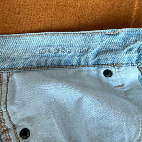 American Eagle Lace Mom Short size 8 - Picture 3 of 5